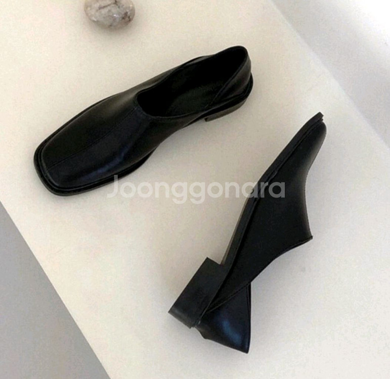 여성 로퍼 단화 새상품 / 블랙 245 / 브라운235--8