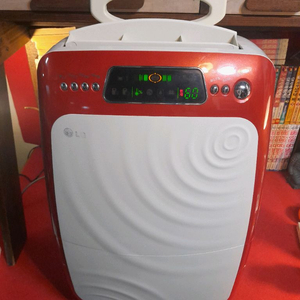LG 제습기 이미지