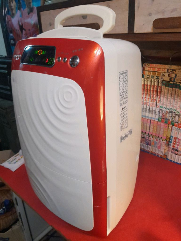 LG 제습기 이미지