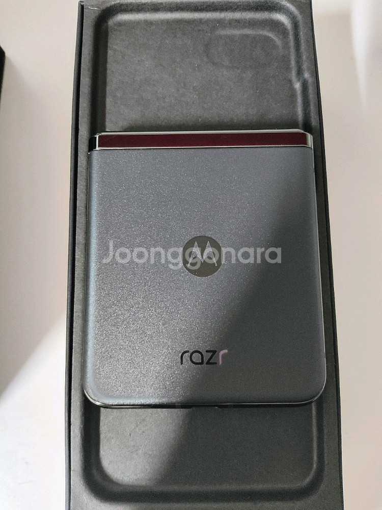 모토로라 레이저 40 울트라 256g--4