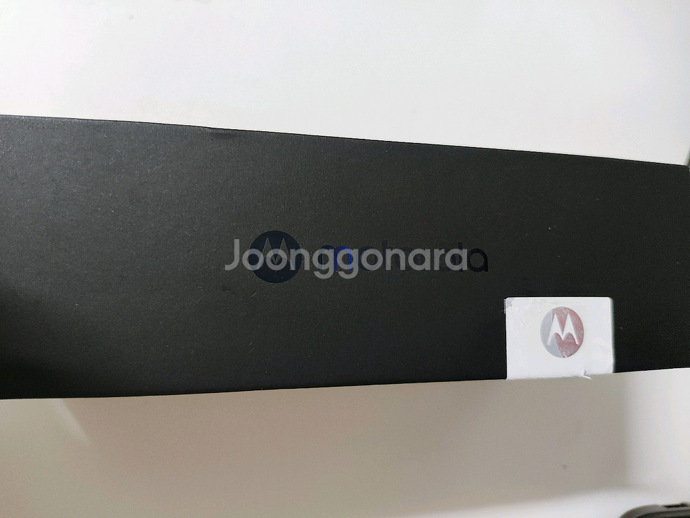 모토로라 레이저 40 울트라 256g--2