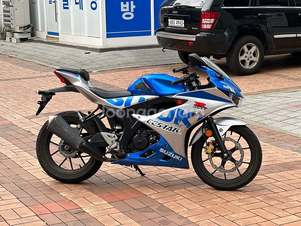 스즈키GSX-R125 / 19년식/ 2만키로 /230만--1