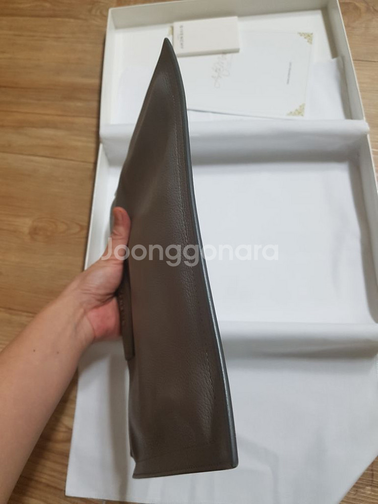 지방시 클러치백 (남녀공용--5