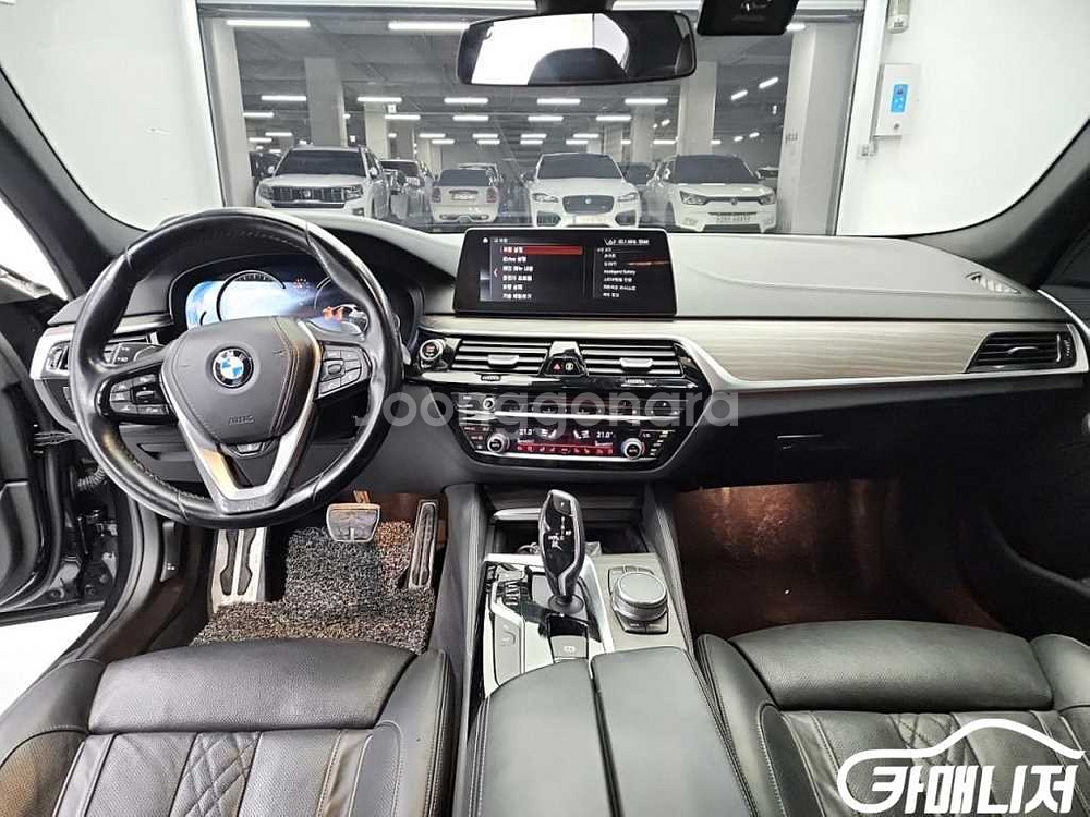 [BMW]5시리즈 (G30) 530i xDrive M--8