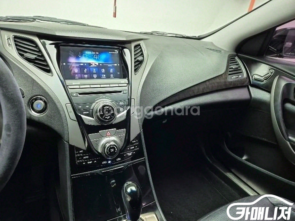 [현대]그랜저 HG LPG HG300 프라임 (5인승)--8