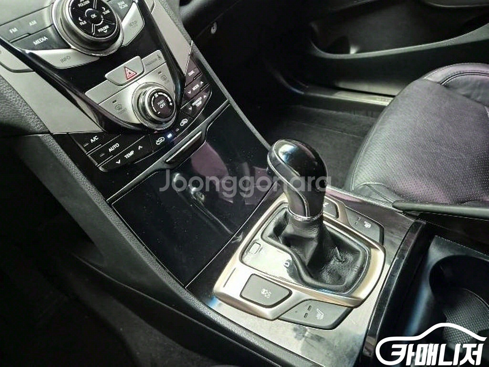 [현대]그랜저 HG LPG HG300 프라임 (5인승)--6