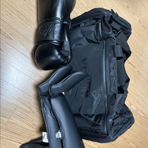 Venum 복싱 글러브+가방+정강이보호대