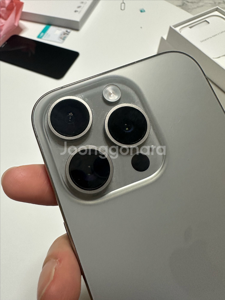 아이폰 15 Pro 내추럴 티타늄 128GB--17