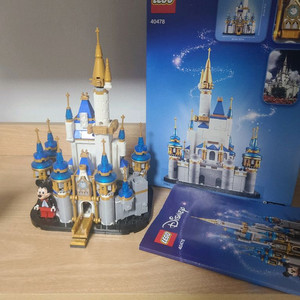 레고 40478 미니디즈니캐슬 판매합니다.