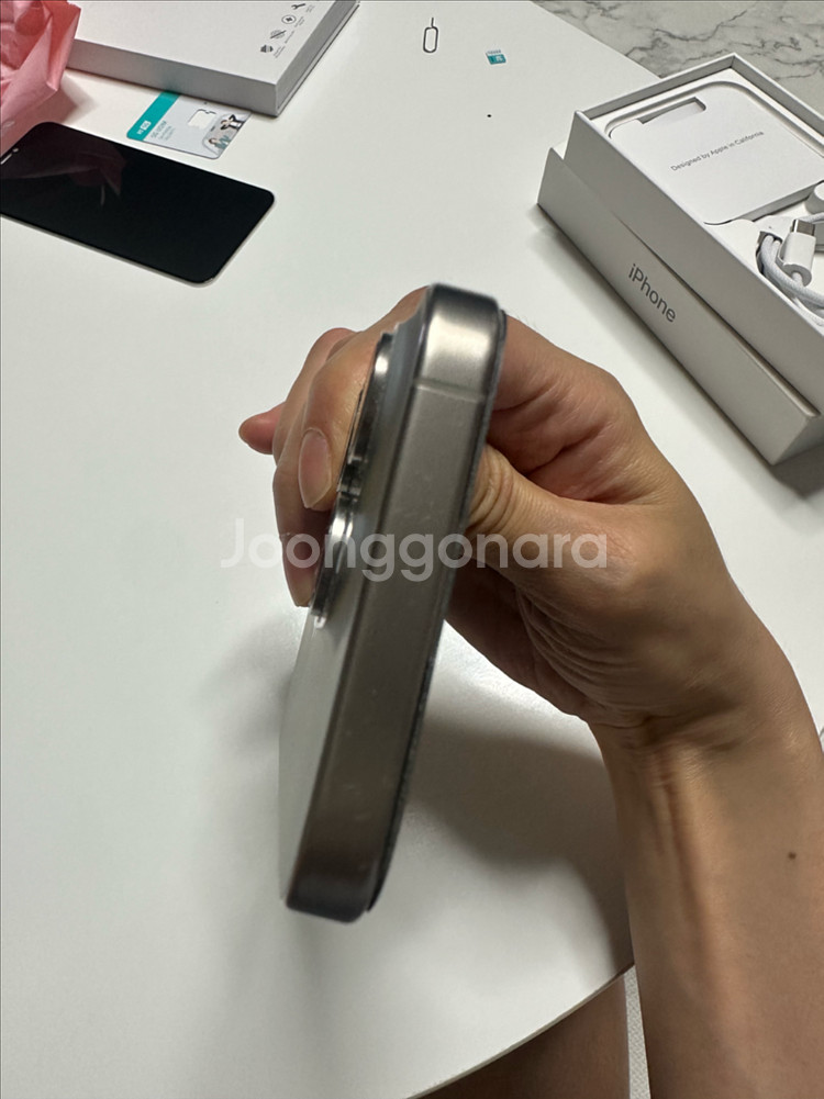 아이폰 15 Pro 내추럴 티타늄 128GB--6
