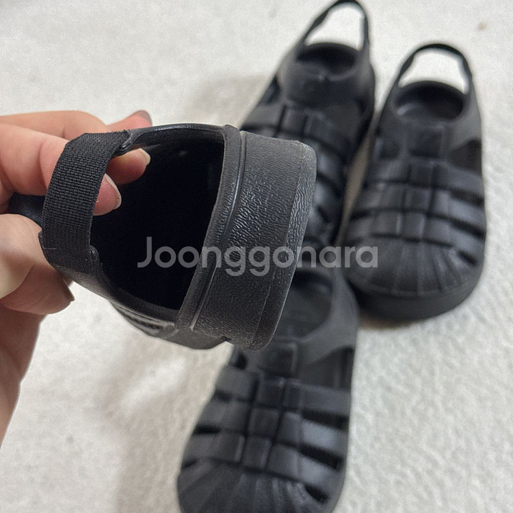 아디다스 슈퍼스타 샌들 블랙 140--3