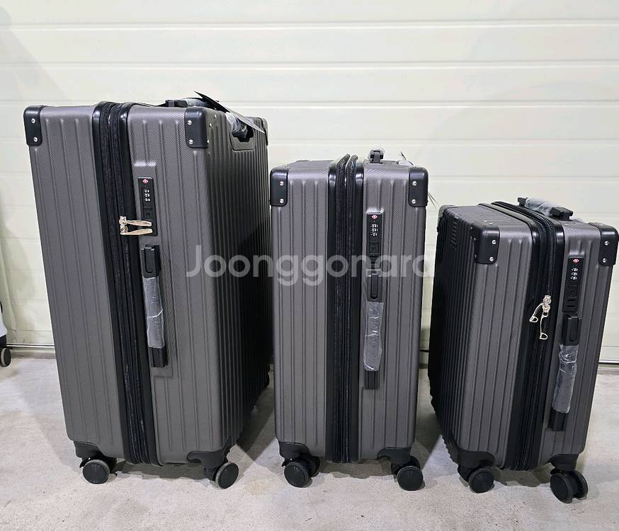 28,24,20인치 확장지퍼형 캐리어--1