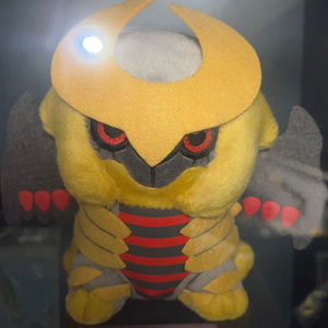 기라티나 코롯토만마루 누이구루미 인형