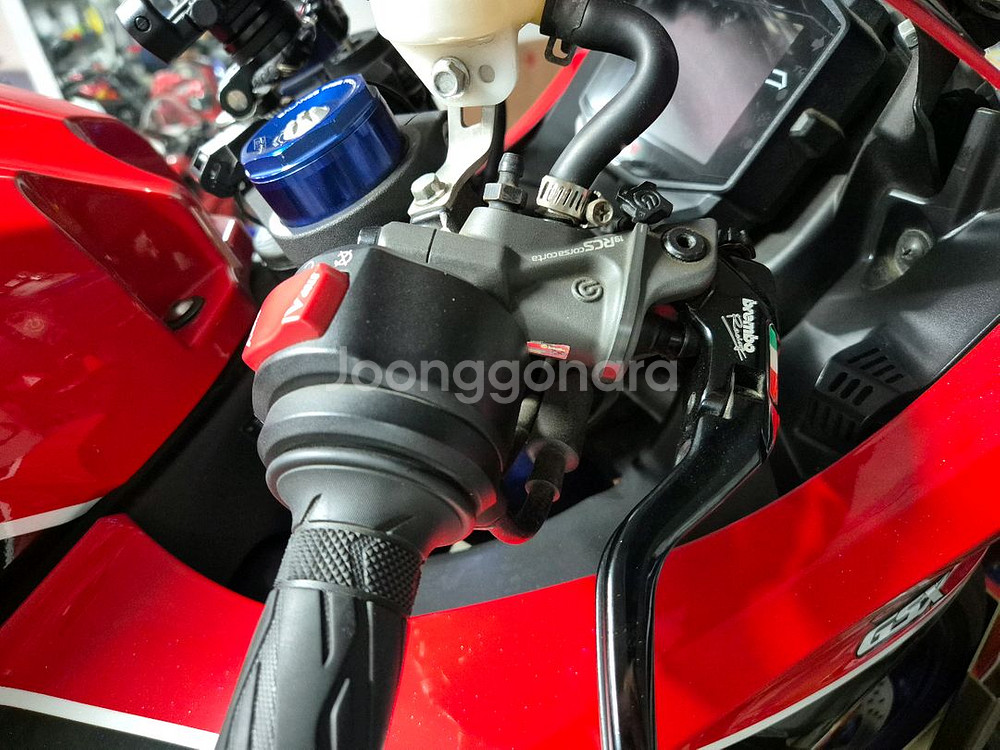 스즈끼 GSX R1000R ABS--5