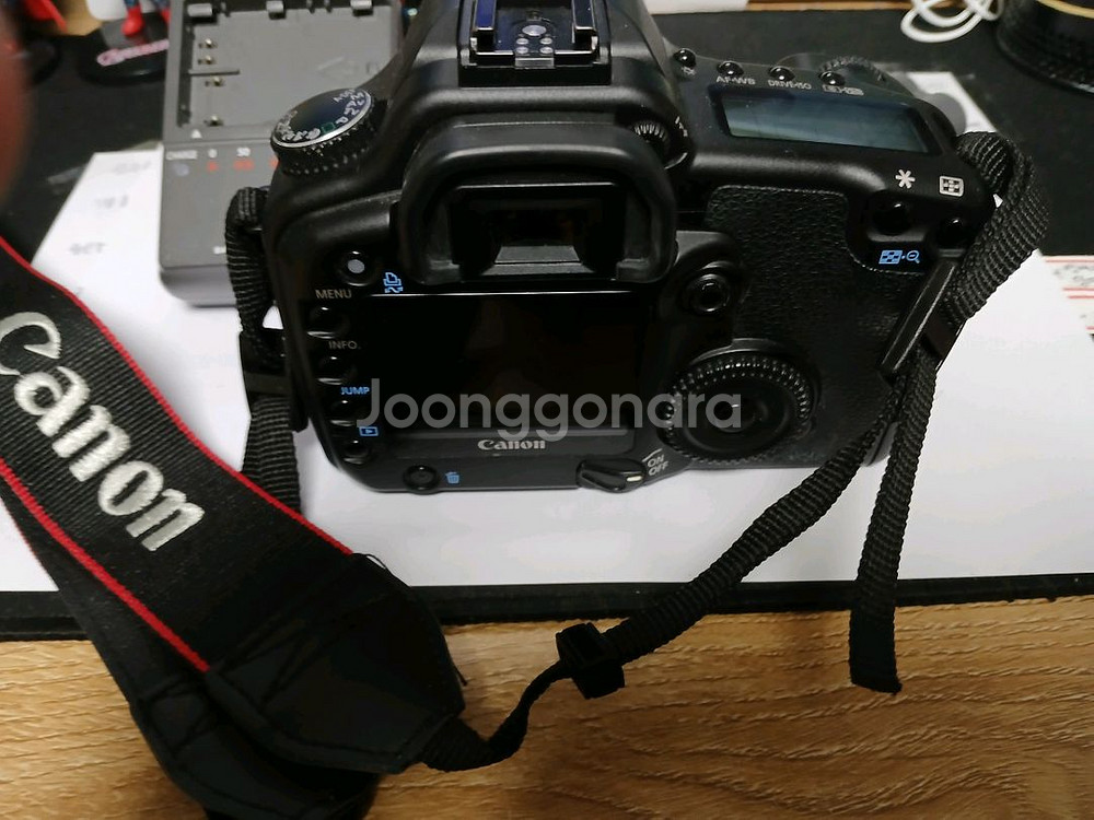 캐논 eos 30D 본체, 메모리카드, 충전기,배터리--1