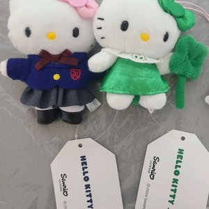 헬로키티 교복키티 행운키티 인형