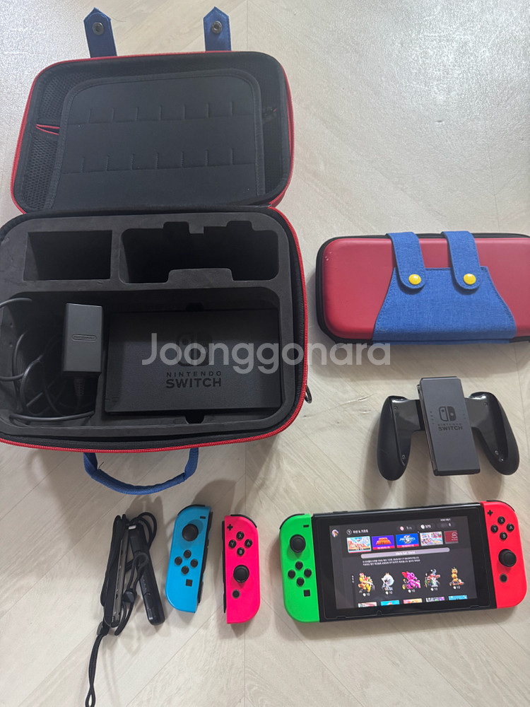 닌텐도 스위치 배터리개선판 판매합니다 조이콘 2세트--1
