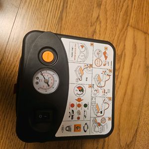 휴대용 자동차 콤프레셔 팝니다