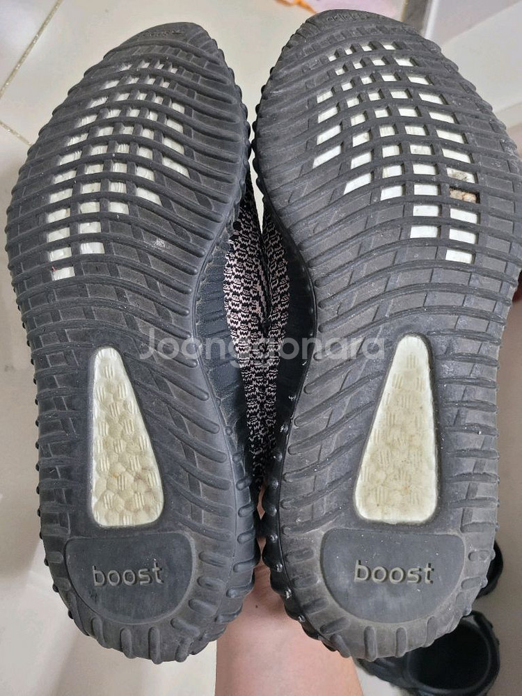 아디다스 이지부스트350 v2 예힐 275사이즈--1