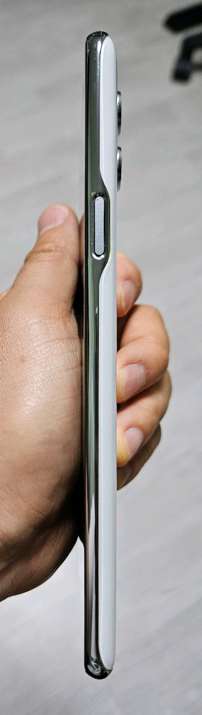 LG Q92 5G 화이트 128GB A급 싸게 팝니다.--4