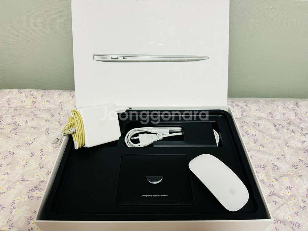 맥북에어 13인치 i5 2012 풀박스 신품급 256G--0