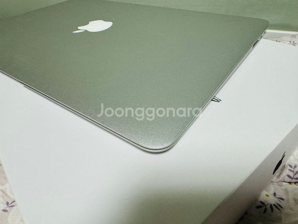 맥북에어 13인치 i5 2012 풀박스 신품급 256G--5