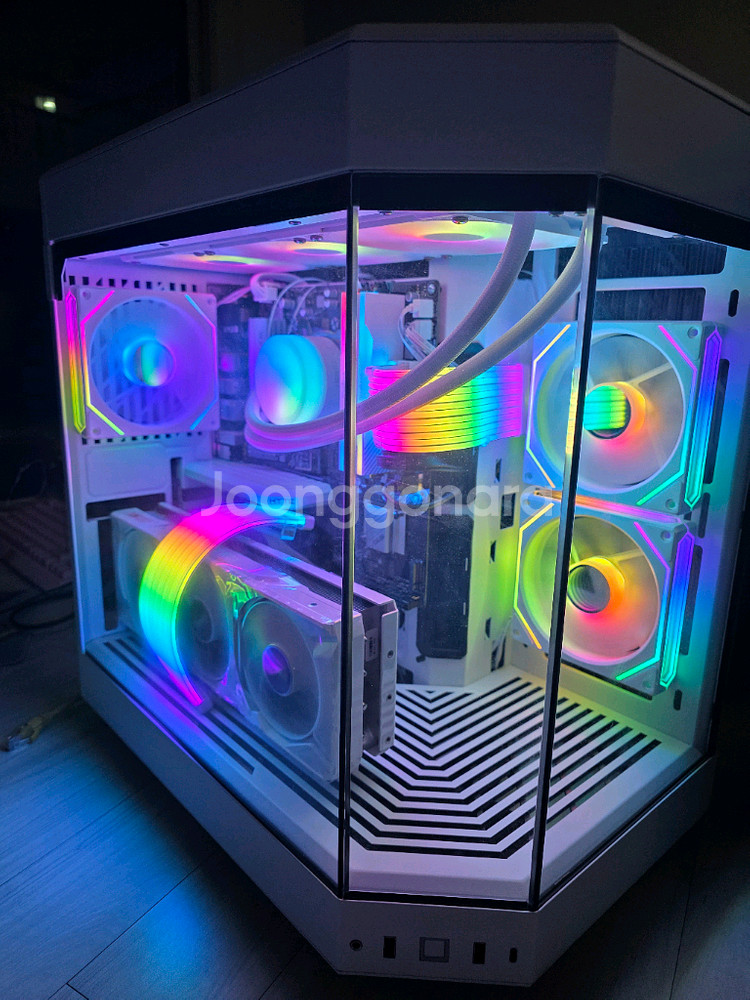 라이젠5 9600X RTX5060TI 본체--0