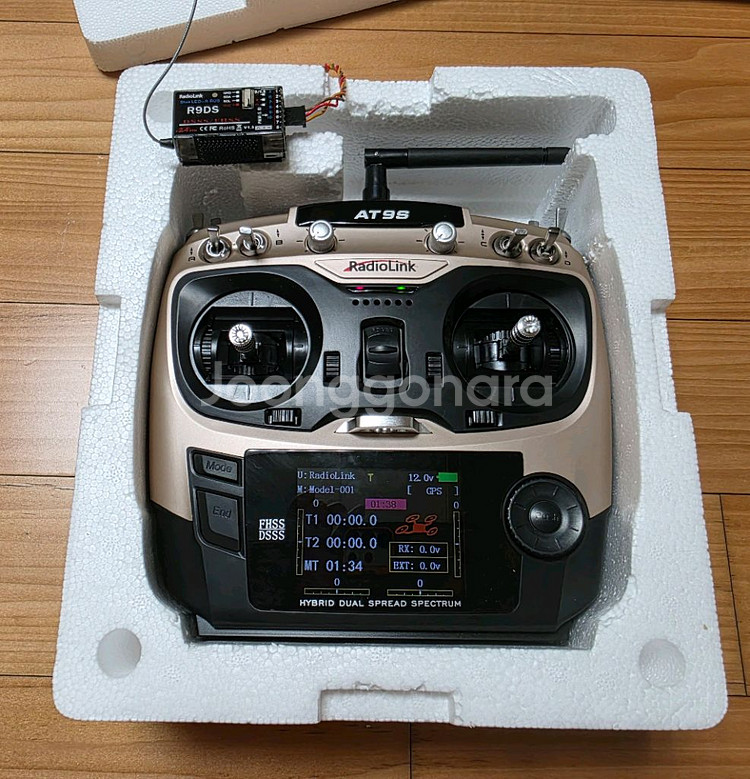 드론 조종기(AT9S 7개, R9DS 5개)--1