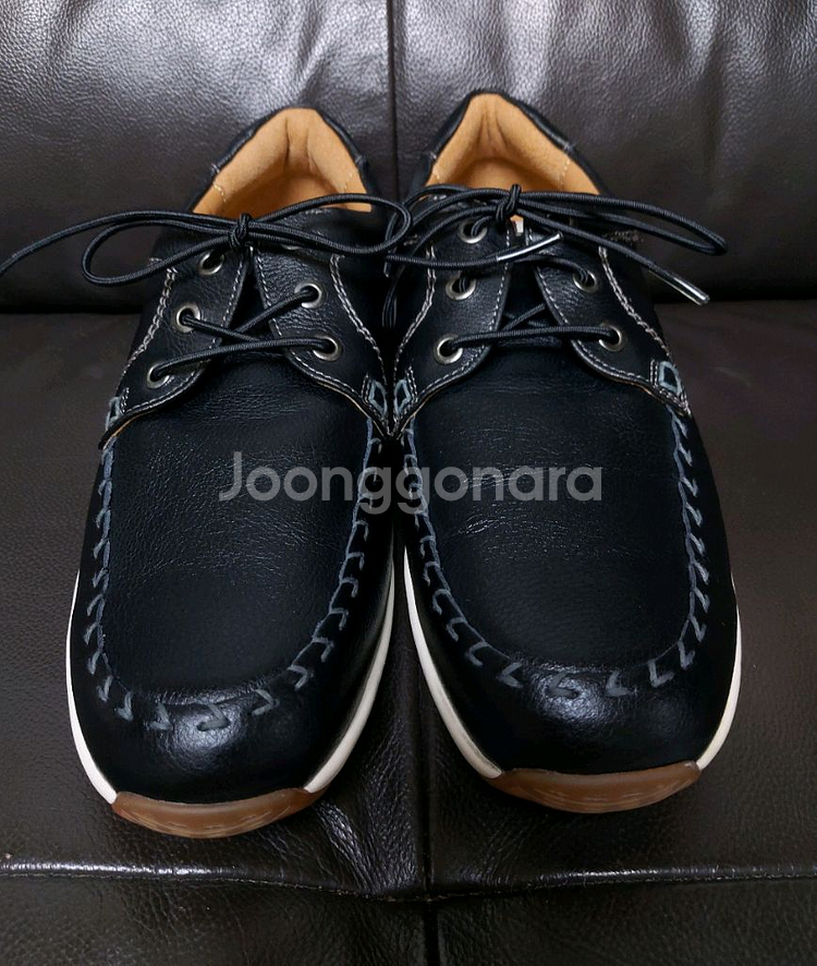 기라로쉬 가죽 캐주얼화(250mm)새상품--0