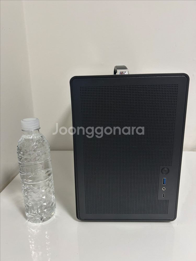 라이젠 5600 RTX 5060 SFF 본체--1