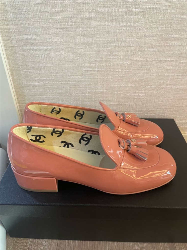 샤넬 로퍼 에나멜--1