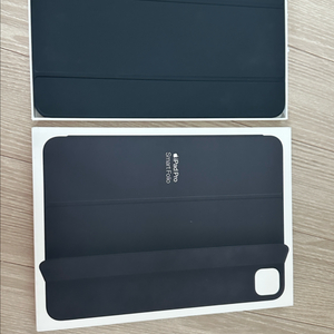 iPad Pro m4 11형 스마트 폴리오 블랙 색상입