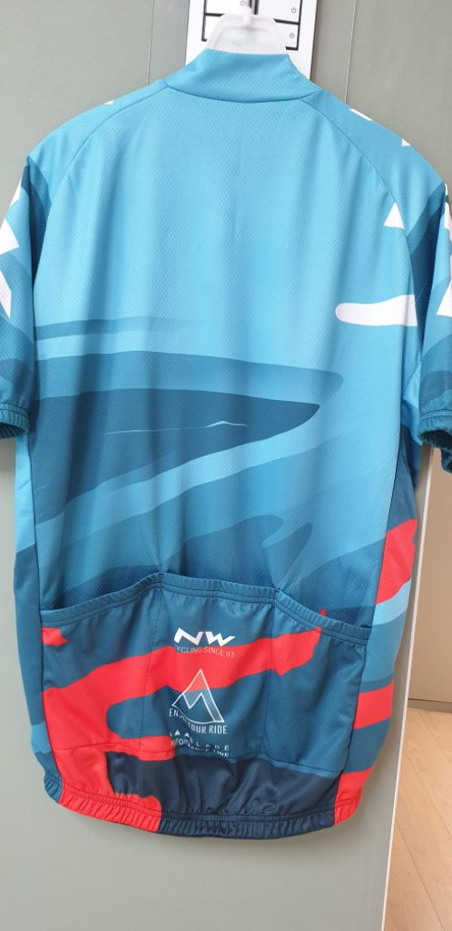 [NW]노스웨이브 반팔 자전거져지 100~105호 S급 이미지