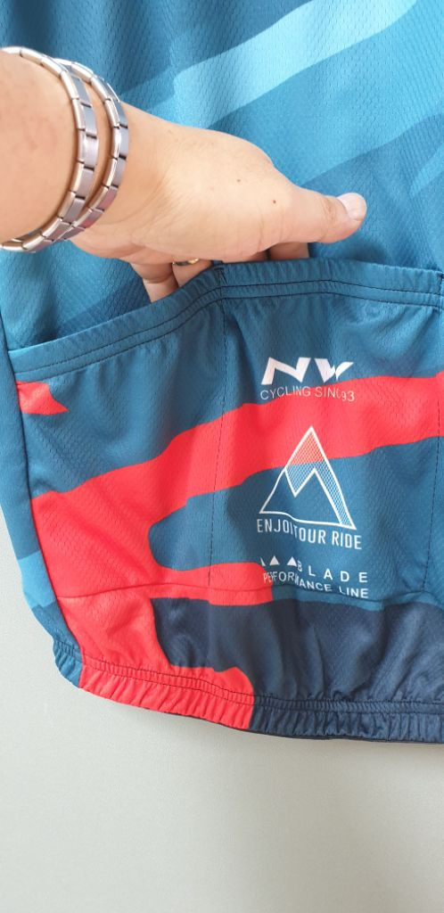 [NW]노스웨이브 반팔 자전거져지 100~105호 S급 이미지