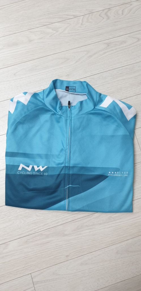 [NW]노스웨이브 반팔 자전거져지 100~105호 S급 이미지