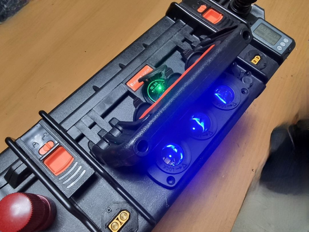 #인산철배터리 #캠핑카 #차박 #카라반 #인버터 #정현 이미지