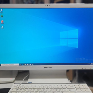 삼성(DM700A4K -KN35)24인치올인원 PC
