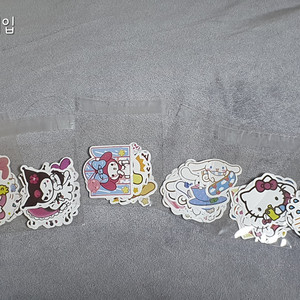 산리오 쿠로미 헬로키티 마이멜로디 폼폼푸린 다꾸 스티커