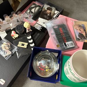 방탄소년단 굿즈