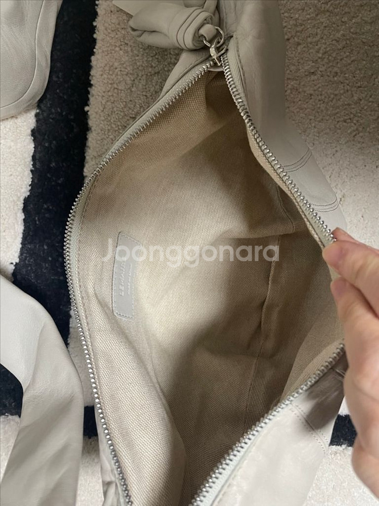 르메르 크로와상백 범백 스몰 펠리칸 그레이--2