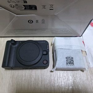 캐논 R50V 신품급 87만원