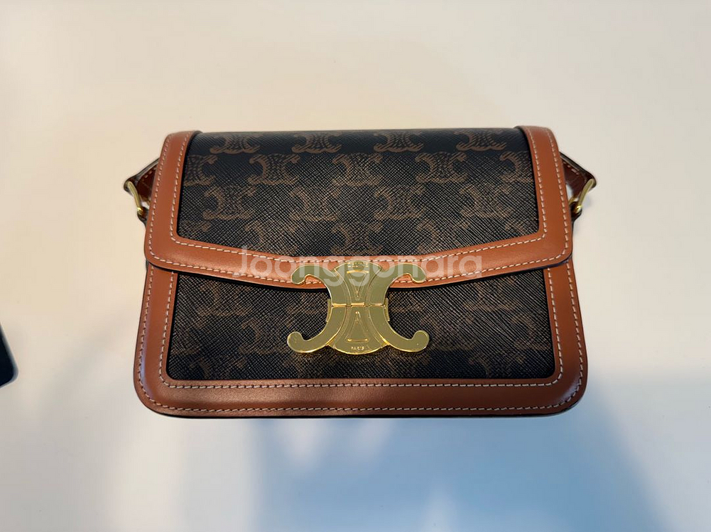 셀린느 트리옹프백(틴)--1