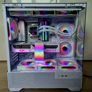 7800x3d, 5070 화이트 컴퓨터 본체 (서울)