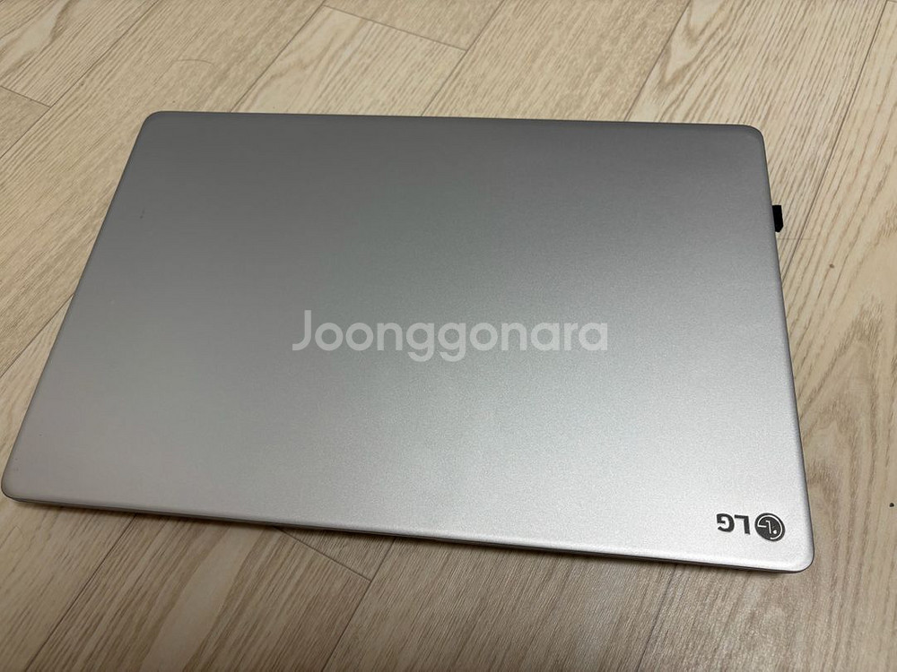 LG 15U370 노트북팝니다.--1