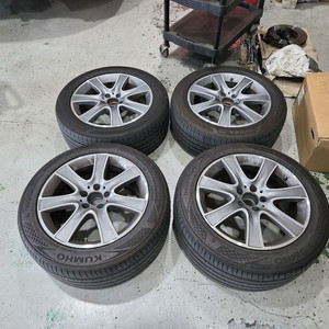 w222 18인치 휠 타이어 판매합니다
