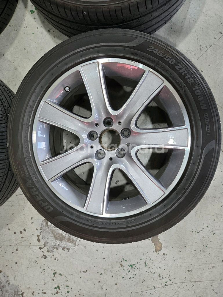 w222 18인치 휠 타이어 판매합니다--3