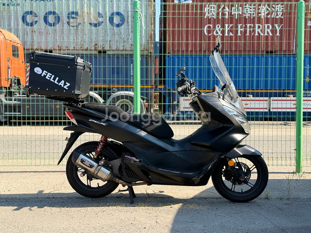 17년식 pcx125 판매합니다--4