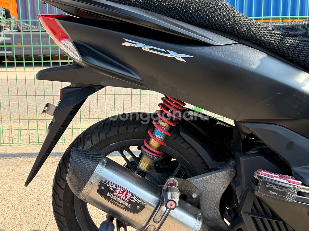 17년식 pcx125 판매합니다--3