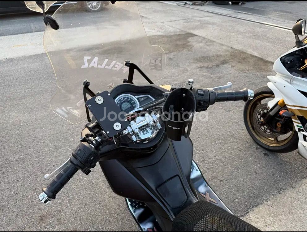 17년식 pcx125 판매합니다--7