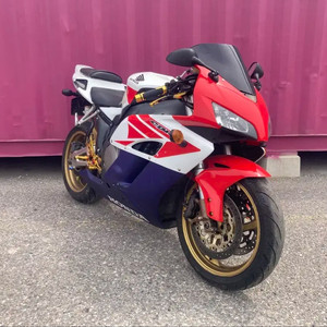 05년식 cbr1000rr 판매합니다